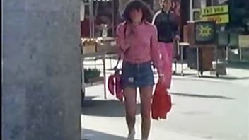 video Proslavio se domaćica oralni sex pornici fantastičnim seksom