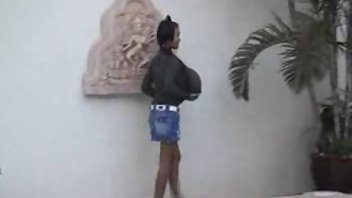 video Mladi momak imao je dovoljno sreće da uživa u vrućem sexi pornici seksu s dvije ljepotice