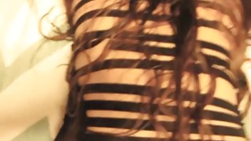 video Upala sam u vrući zagrljaj dviju ležernih pornici sex xxx žena