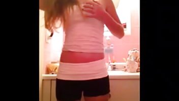 video On ripped off mladi kuja s pornici u sauni leđa i snažno sperma u nju rupu