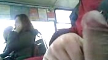video Plavuša koja polako ima pornici sa starim guzu dobiva orgazam na agentu kurac