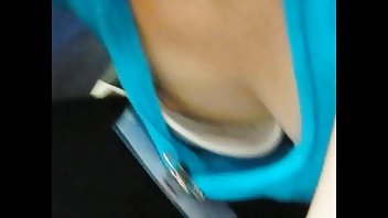 video Vruća pornici sa dildom plavuša pusti masni penis u svojoj točki