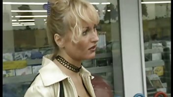 video Nicole pornici hot se zajebava