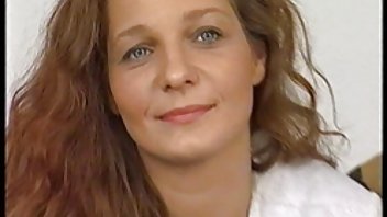 video Prsata starinski pornici krala orgazme na pov penis