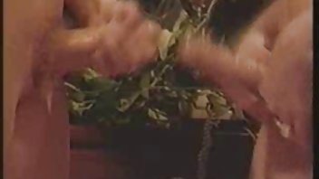 video Jezik i starinski pornici prsti