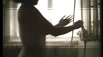 video Plavuša je izvela porniči filmovi prvoklasni blowjob