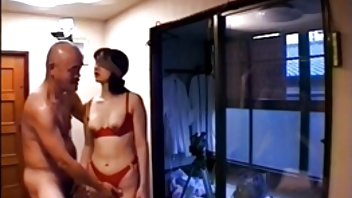 video Plavuša je besplatni potnici jako željela imati seks