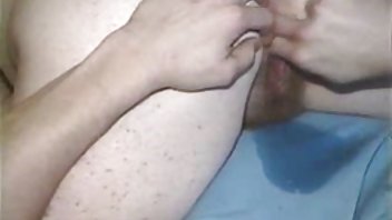 video Mlada ljepotica pornici gonzo zamolila je momka da je jebe