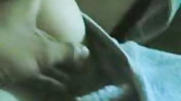 video Tip besplatni sex pornici je diverzificirao seksualni život svoje djevojke