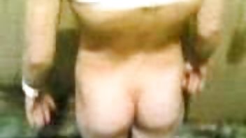 video Gazda je otkinuo tajnicu u čarapama na poslu pink pornici i spermu u ustima