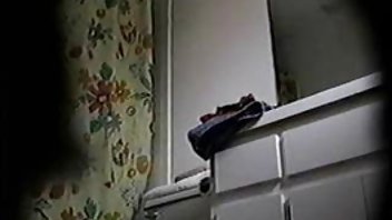 video Dvije domaći seks klipovi djevojke miluju kurac
