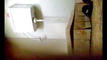 video Apetična djevojka pornići lezbe pružila je ekstazu svom voljenom