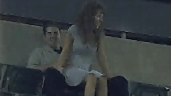 video Mršavi orgazam za djevojku tijekom jutarnjeg pornici sa babama zajebavanja