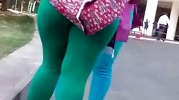 video Jutarnji seks s djevojkom brutalni pornici tijekom jutarnjih vježbi