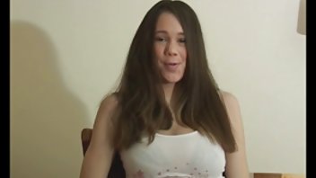 video Prilično plavooka djevojka sjebana je pornici sa turkinjama u dupe kraj rijeke