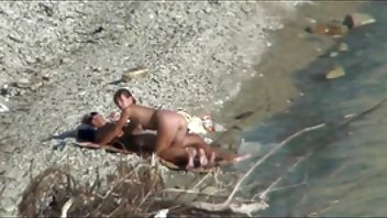 video Glazbeni pornici mali penis učitelj jebao je svog učenika u guzicu