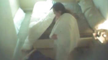 video Djevojke jebaju jedna drugu prstima pornici sa mladim klinkama