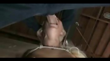 video Na kraju seksa cumshot pornici bez virusa u ustima mlade crvenokose zvijeri
