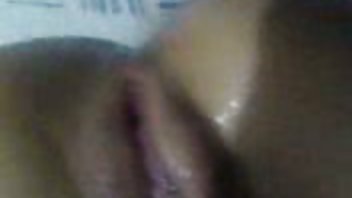 video Cavalier je pornicizec uspješno otišao posjetiti razočarane djevojke