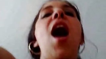 video Čovječe jebe mladog učenika punih usana u zec pornići autu